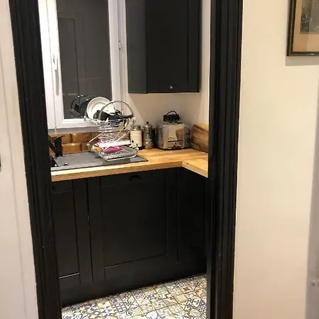 The Most Unique Flat In Paris Апартаменты